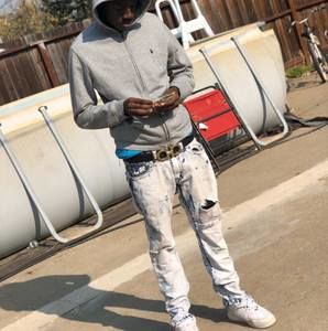 Meet your Posher, Deandre